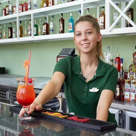 Marvel - Fully Renovated Free Access Отель Солнечный берег