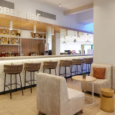 Marvel - Fully Renovated Free Access Отель