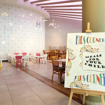 Отель Marvel - Fully Renovated Free Access Солнечный берег