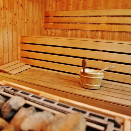 Отель Marvel - Fully Renovated Free Access 4*