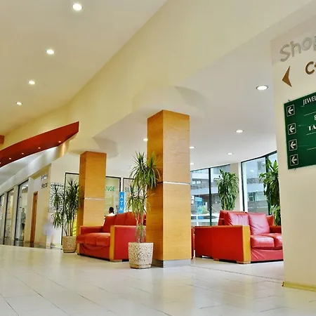 Szálloda Marvel - Fully Renovated Free Access Napospart