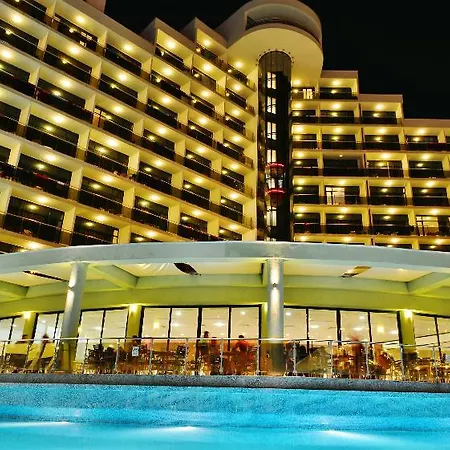 Отель Marvel - Fully Renovated Free Access Солнечный берег