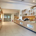 Marvel - Fully Renovated Free Access 호텔 4*