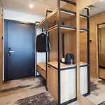 Marvel - Fully Renovated Free Access 호텔