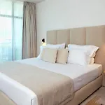 호텔 Marvel - Fully Renovated Free Access 써니비치