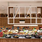 Hotel Marvel - Fully Renovated Free Access 4*