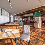Marvel - Fully Renovated Free Access 호텔 4*
