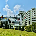 호텔 Marvel - Fully Renovated Free Access 4*