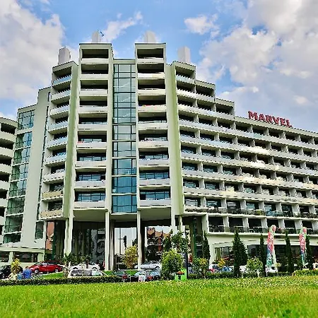 Marvel - Fully Renovated Free Access Отель Солнечный берег
