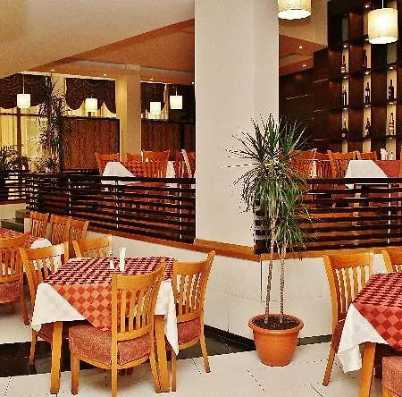 Hotel Marvel - Fully Renovated Free Beach Access Hotel Sunny Beach