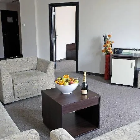 Marvel - Fully Renovated Free Access Hotel