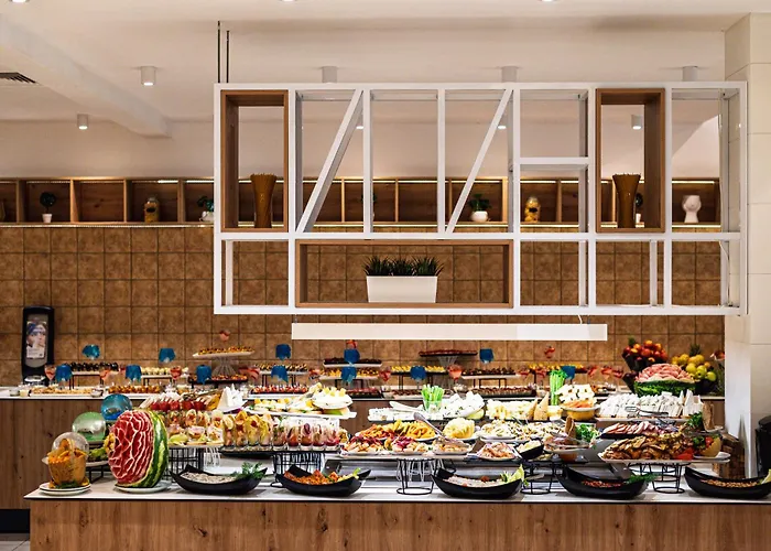 Хотел Marvel - Fully Renovated Free Access 4*