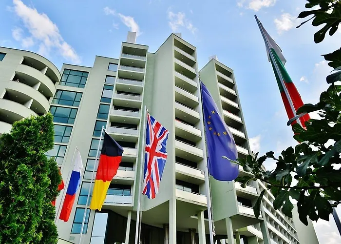 Marvel - Fully Renovated Free Access Sunny Beach