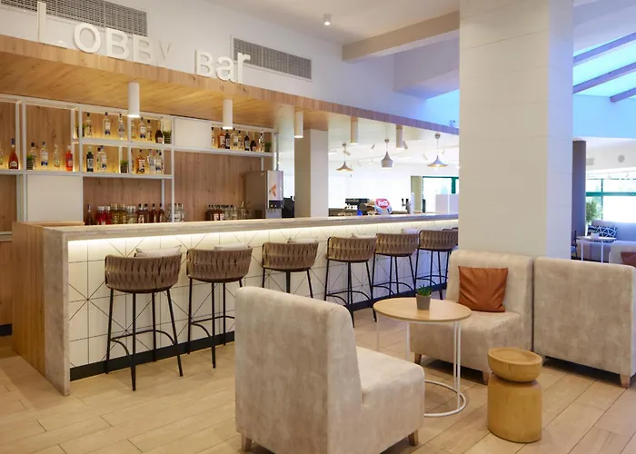 Marvel - Fully Renovated Free Access Отель