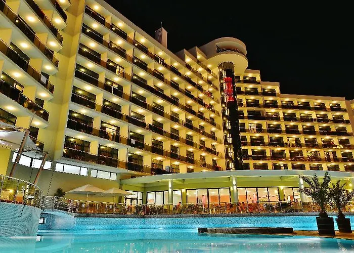 Отель Marvel - Fully Renovated Free Access